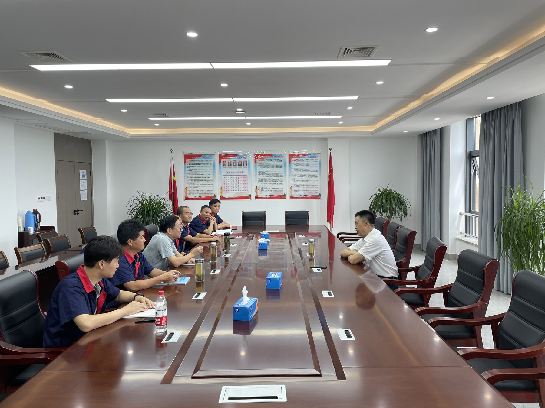 集團公司黨委委員、總工程師周俊到公司調研 