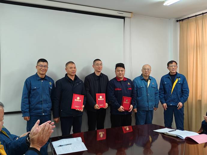 第一事業(yè)部冶化協(xié)力項目部獲銅冠冶化公司“強化意識，防控風險”...